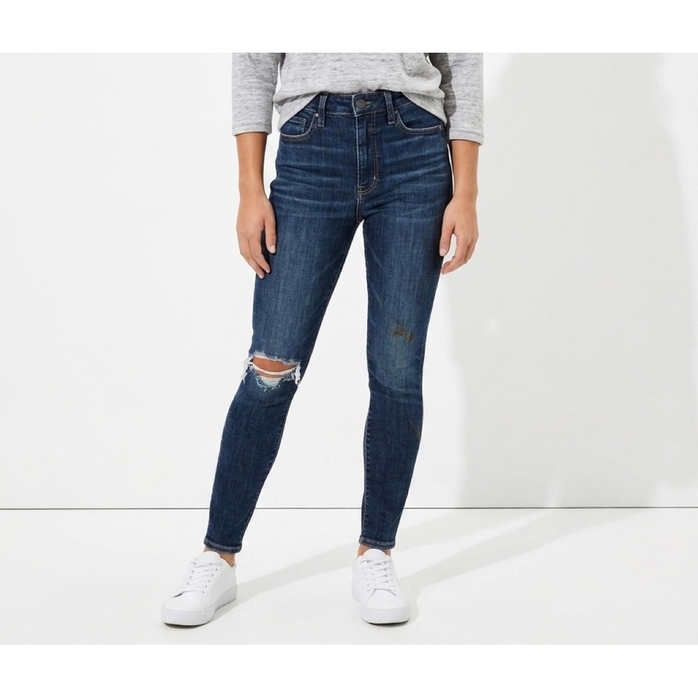 American Eagle Outfitters Super High-Rise Super Super Stretch Ripped Jegging
